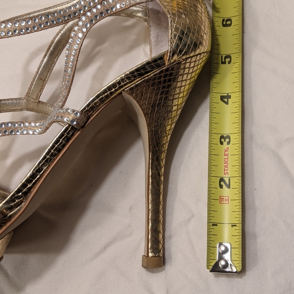 MICHAEL size 8 rhinestone/gold stiletto heels. - Picture 3 of 12